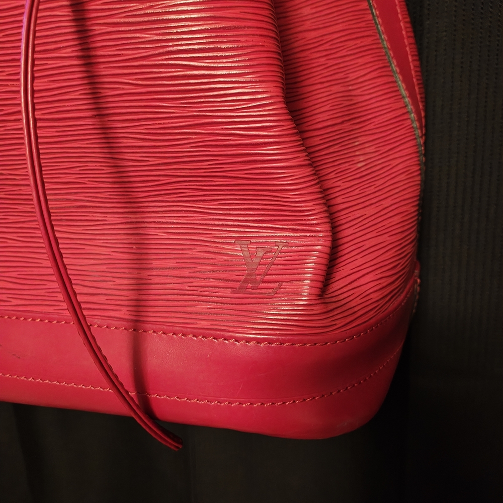 Louis Vuitton Red Epi Noe Bucket Bag - Picture 2 of 16